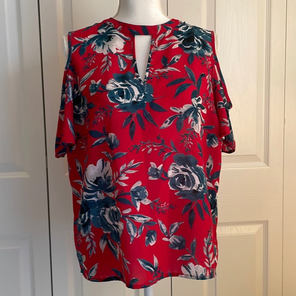 Japna Women’s SZ L Red Floral Cold Shoulder Blouse